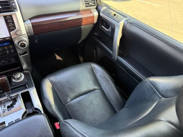 Certified Used 2020 MAGNETIC GRAY MET. Toyota Limited image 25