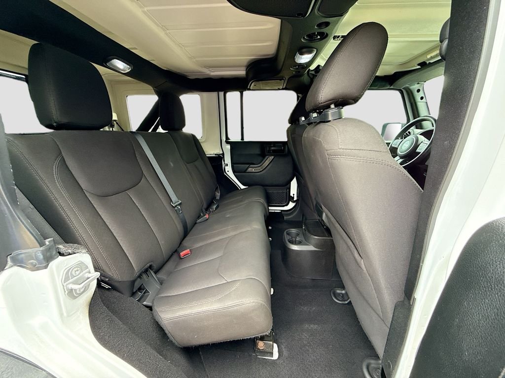 Used 2017 Bright White Clearcoat Jeep Sport image 22