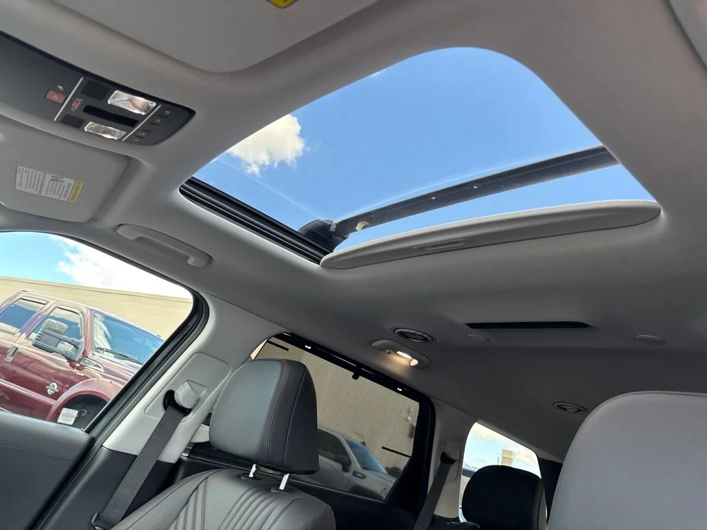 New 2026 Gray Hyundai SEL Premium image 13