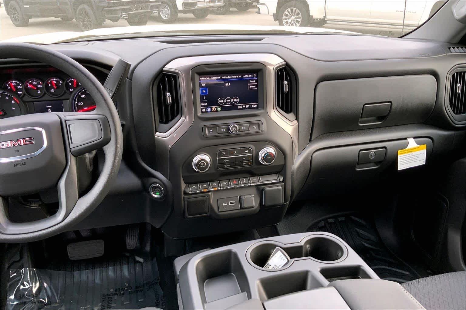 2026 GMC Sierra 1500 Pro - Photo 7