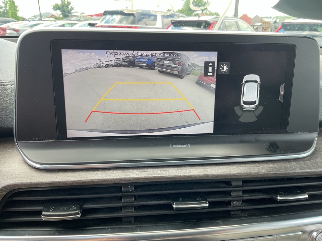 Used 2020 Snow White Pearl Kia EX image 21