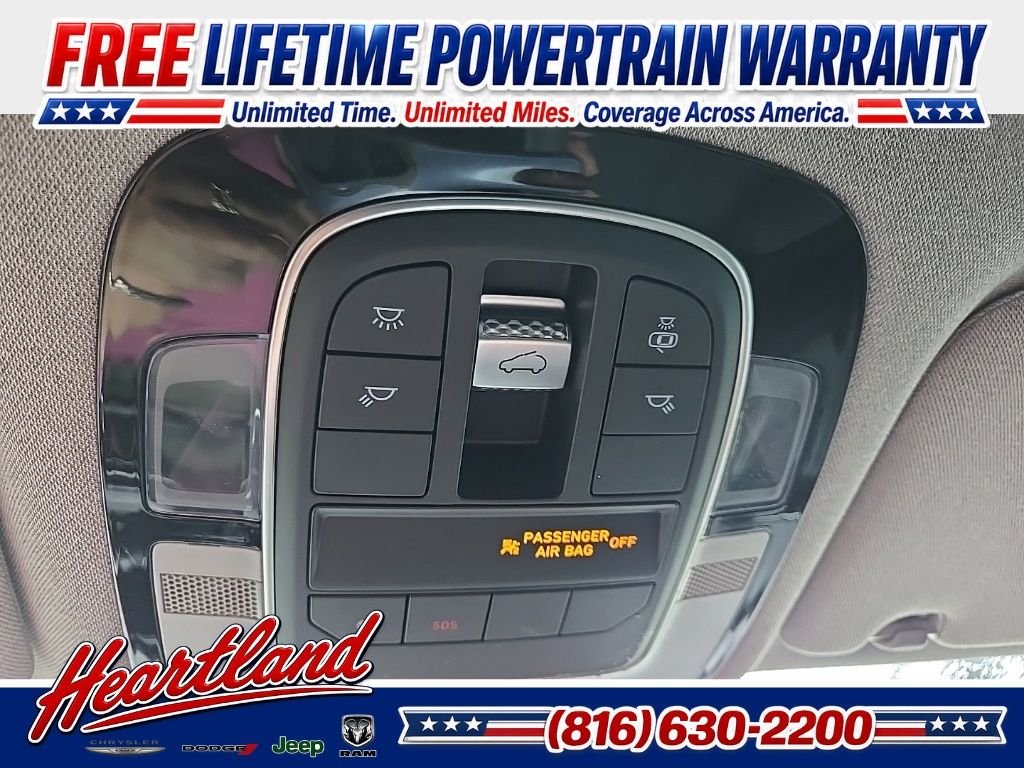 Used 2022 Black Hyundai Limited image 65