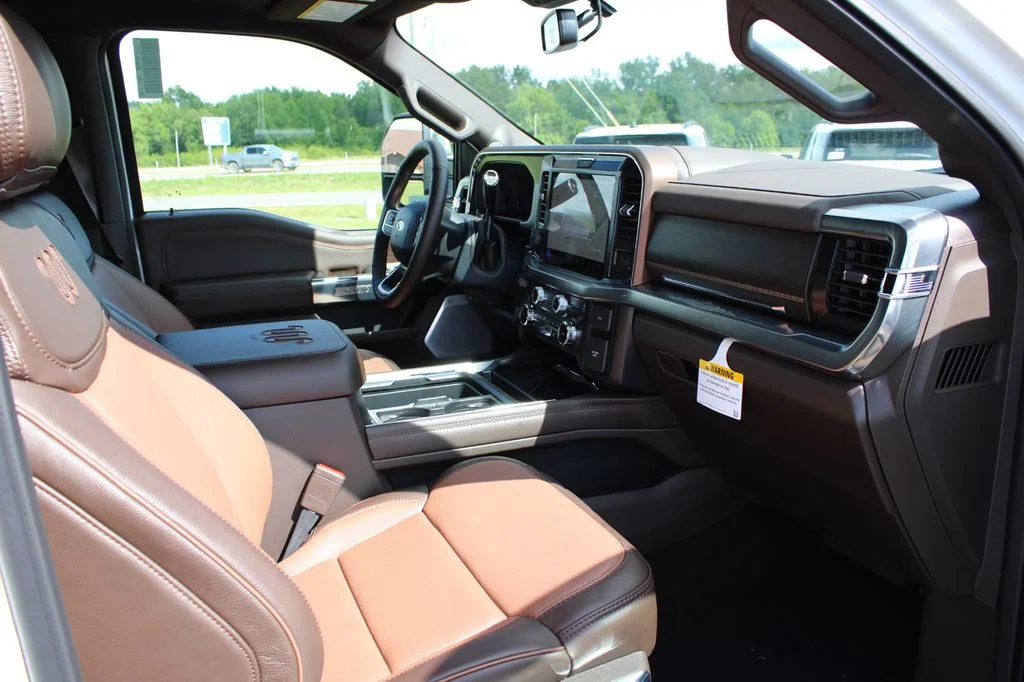 New 2026 Star White Metallic Tri-Coat Ford F-350® King Ranch® image 39