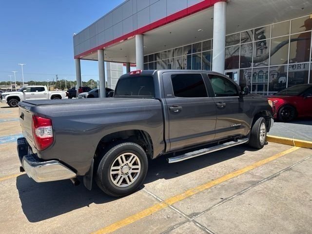 Used 2017 Gray Toyota SR5 image 6