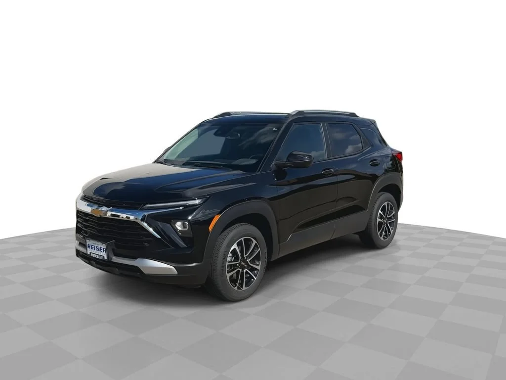 Used 2025 Mosaic Black Metallic Chevrolet LT image 4