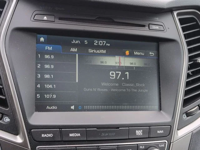 Used 2018 Black Hyundai 2.0T Ultimate image 18