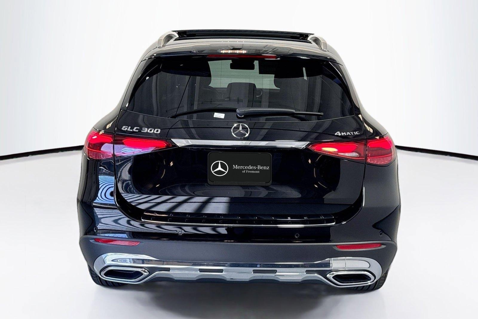New 2026 Black Mercedes-Benz GLC 300 image 6