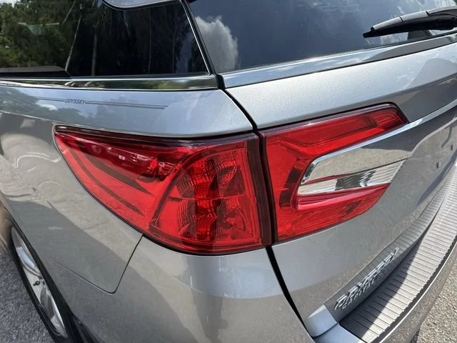 Used 2019 Black Honda EX-L image 15