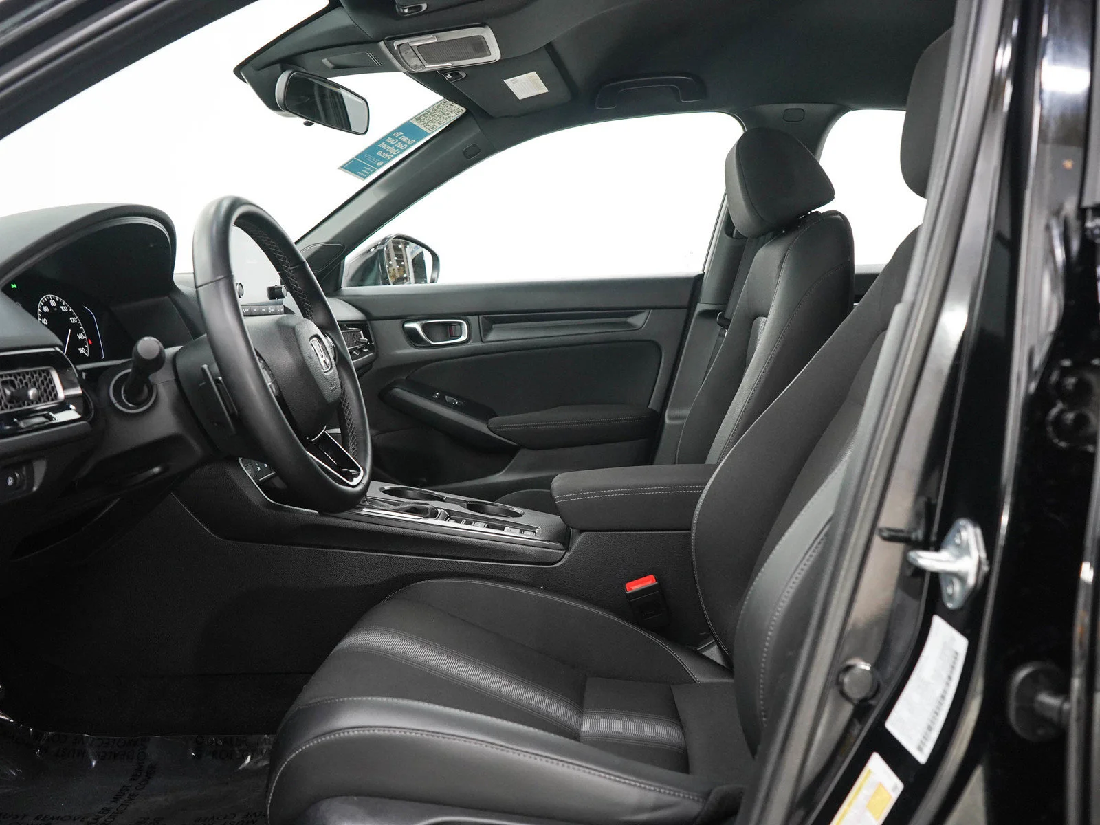 Used 2025  Honda 5D HATCHBACK 2.0L SPORT AUTO image 20