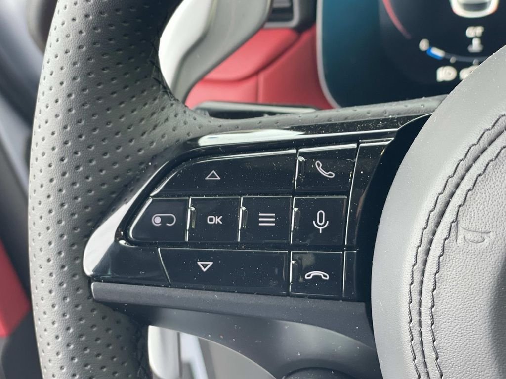 2026 Maserati Grecale Modena V6 - Photo 8
