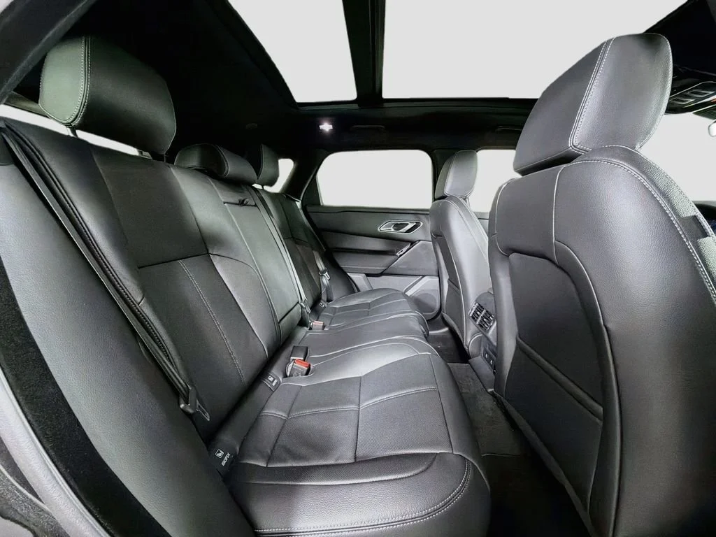 New 2026 Santorini Black LAND ROVER  image 29
