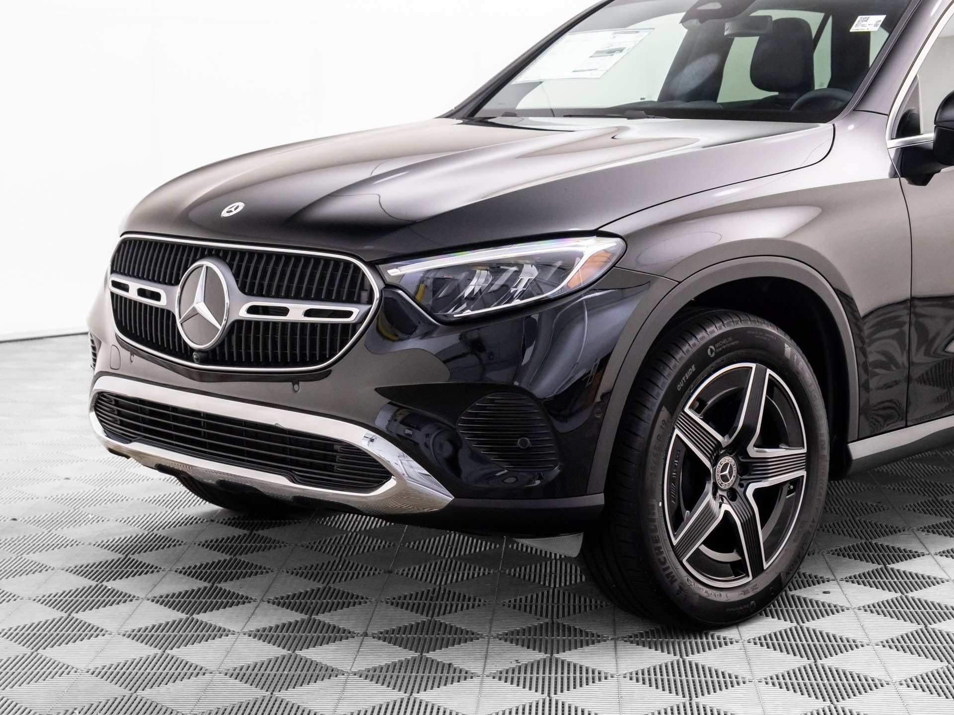 New 2026 Black Mercedes-Benz GLC 300 image 70