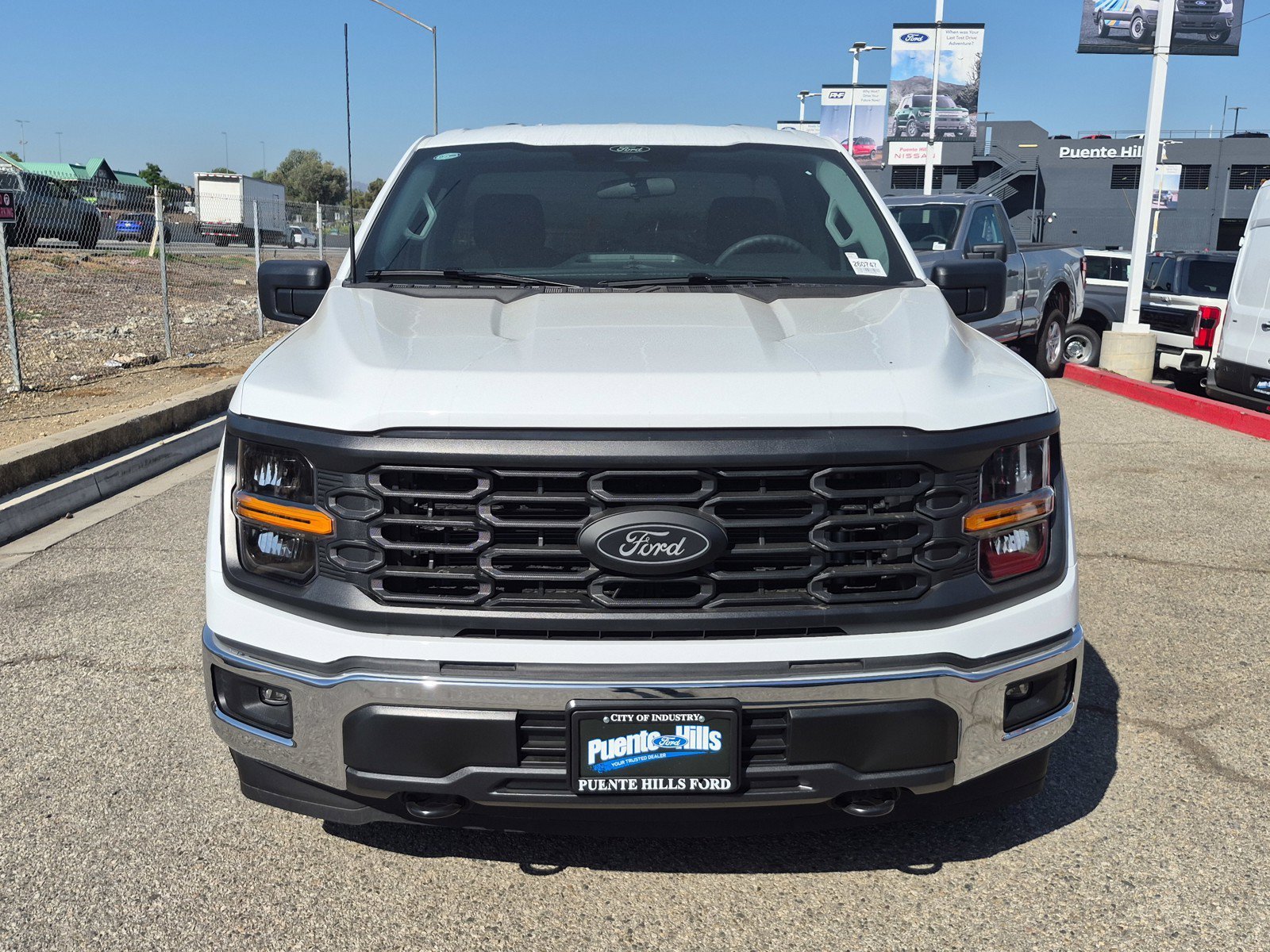 New 2026 Oxford White Ford XL image 2
