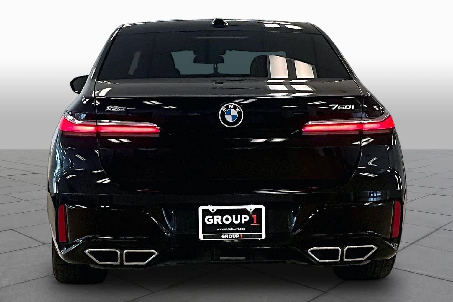 Used 2023 Black Sapphire Metallic BMW 760i xDrive image 4