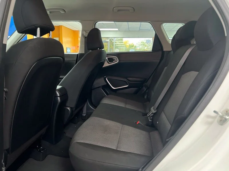 Used 2022 White Kia LX image 15