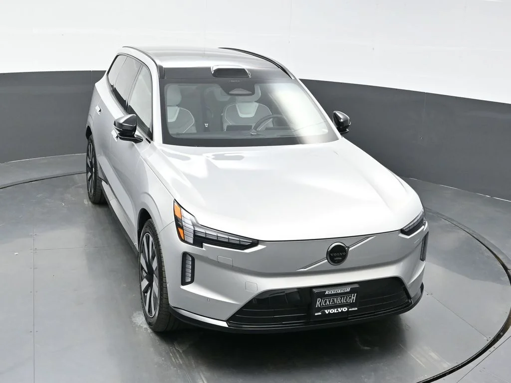 2025 Volvo EX90 Ultra - Photo 29