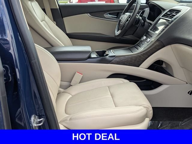 Used 2020 Blue Lincoln Reserve image 26