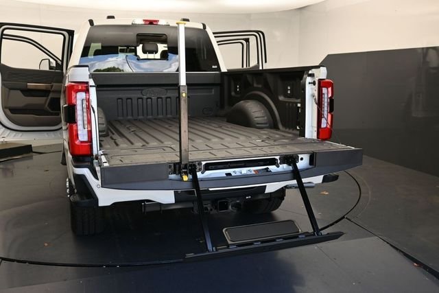 New 2026 Star White Metallic Tri-Coat Ford F-250® Platinum® image 44