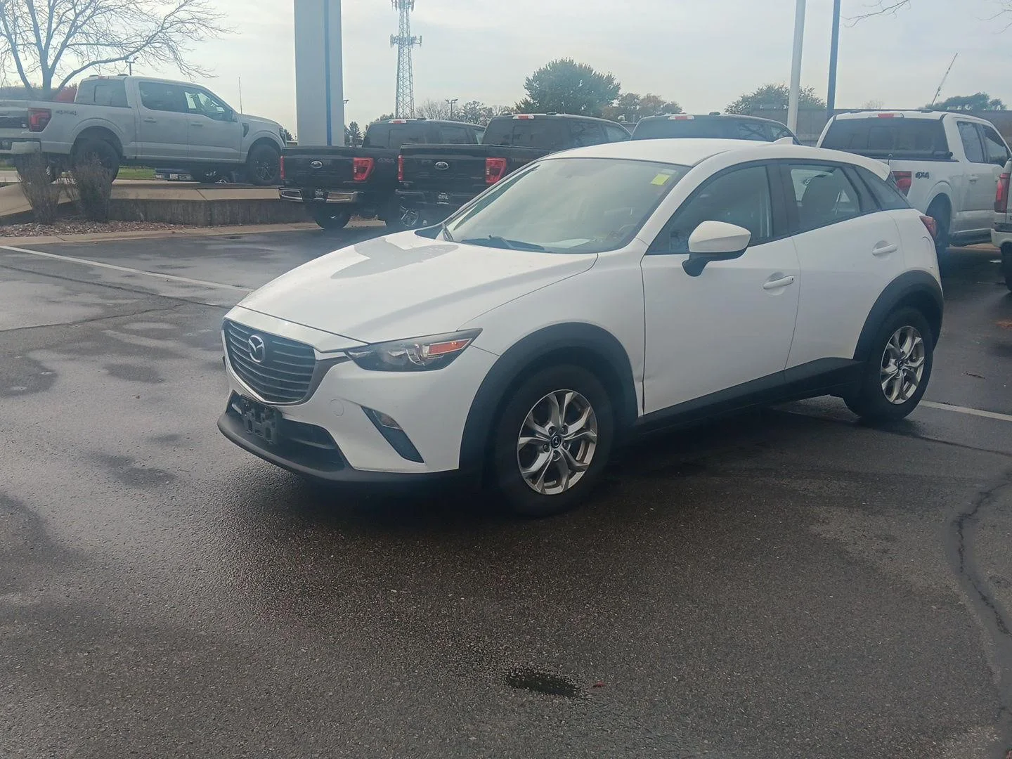 Used 2016 Crystal White Pearl Mica Mazda Sport image 10