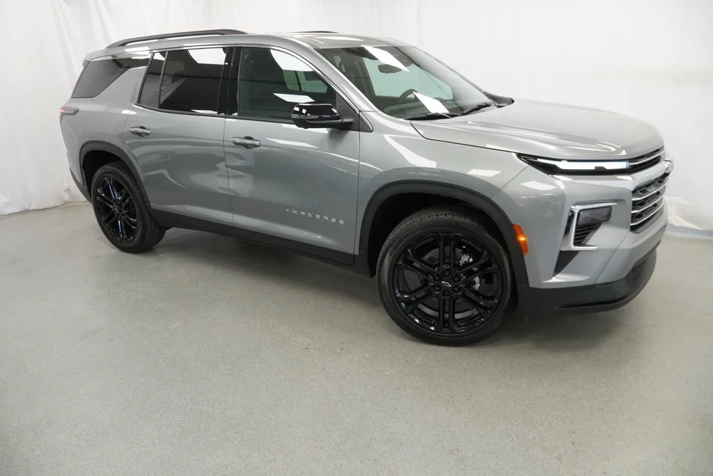 2026 Chevrolet Traverse LT - Photo 6