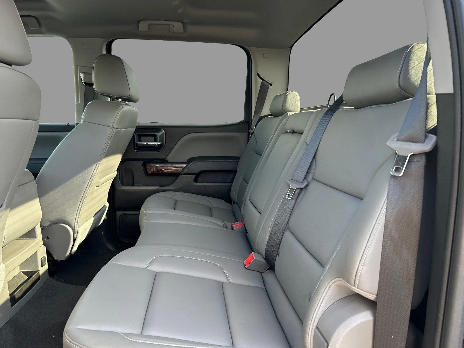Used 2018 ONYX BLACK GMC SLT image 33