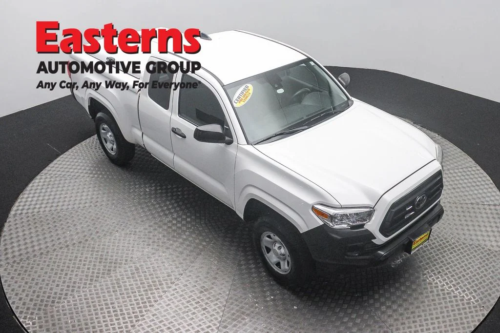 Used 2020 White Toyota SR image 3