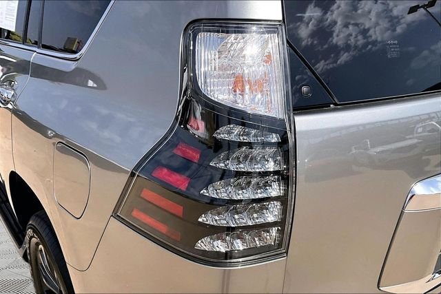 Used 2023 Silver Lexus 460 Luxury image 33