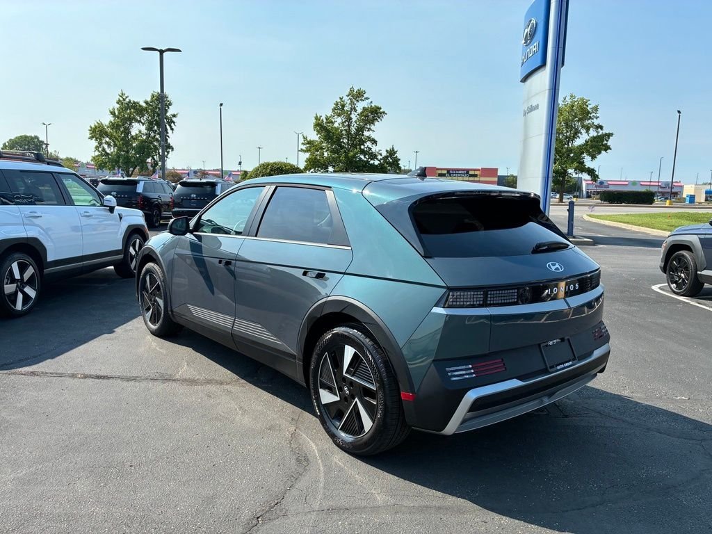New 2026 Green Hyundai SE Standard Range image 5