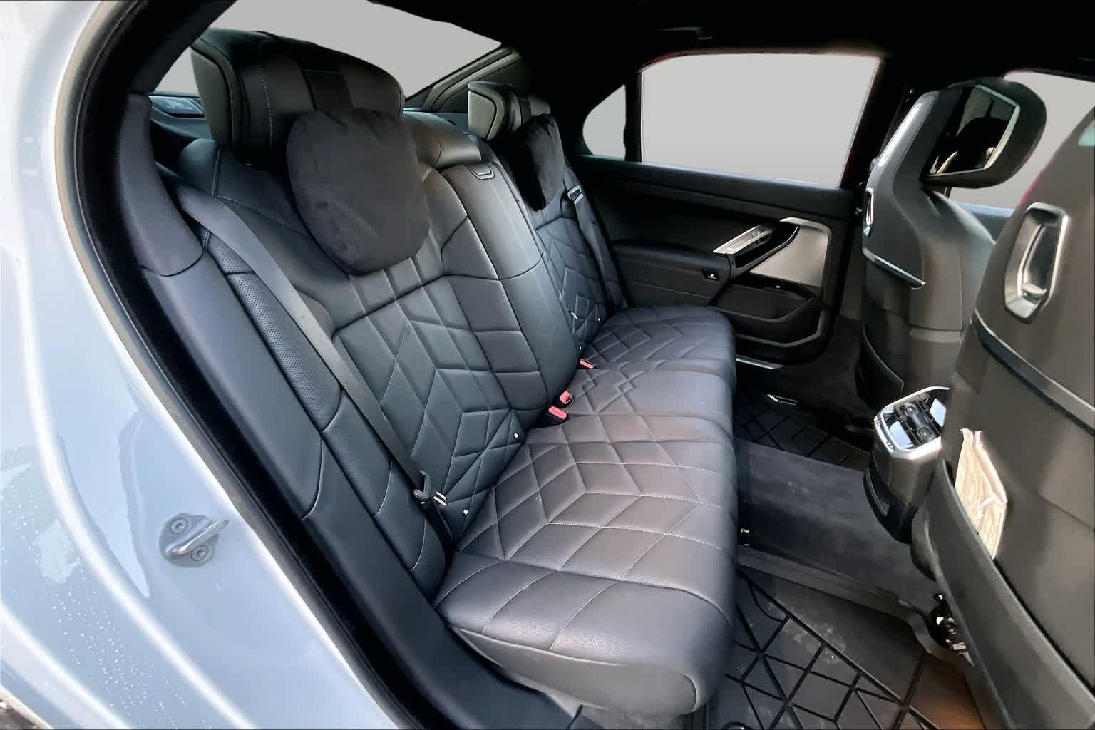 Used 2025 Mineral White Metallic BMW eDrive50 image 19
