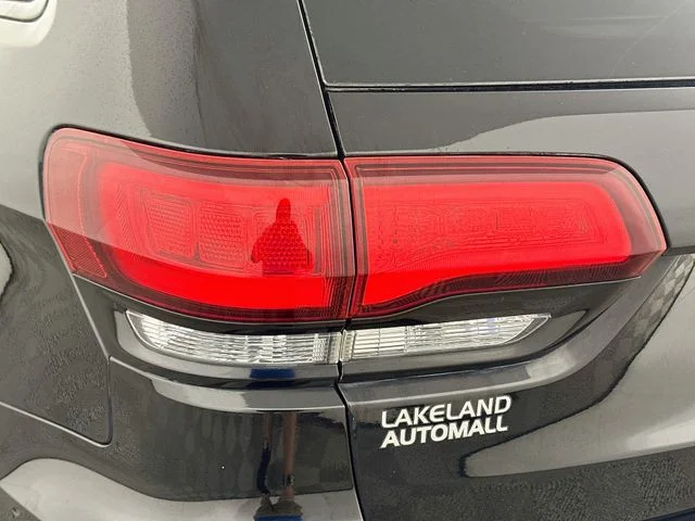 Certified Pre-Owned 2020 Jeep Grand Cherokee Altitude