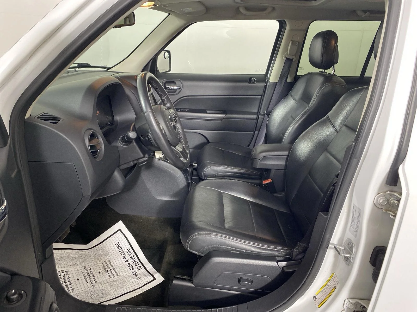 Used 2016 Bright White Clearcoat Jeep High Altitude Edition image 12