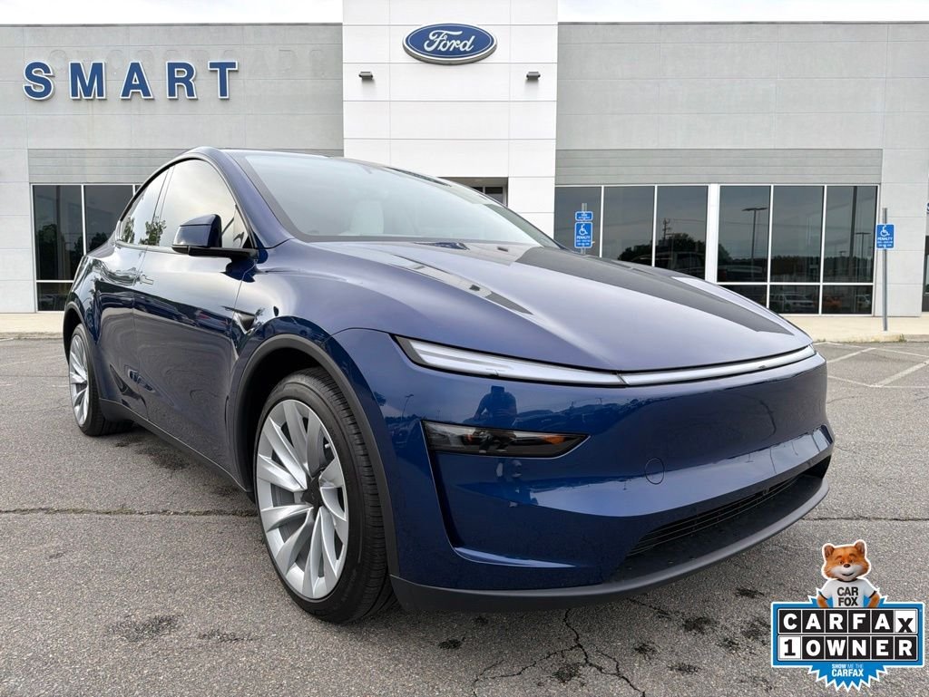 2026 Tesla Model Y Premium Rear Wheel Drive's photo