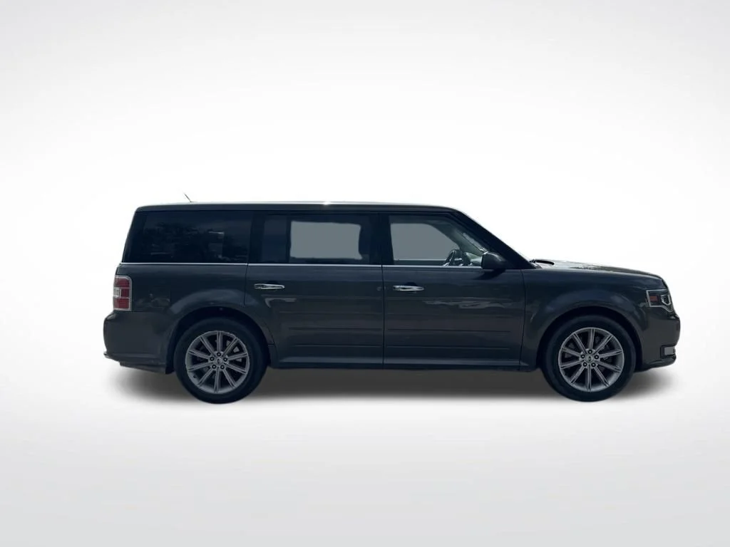 Used 2018 Magnetic Ford Limited image 4