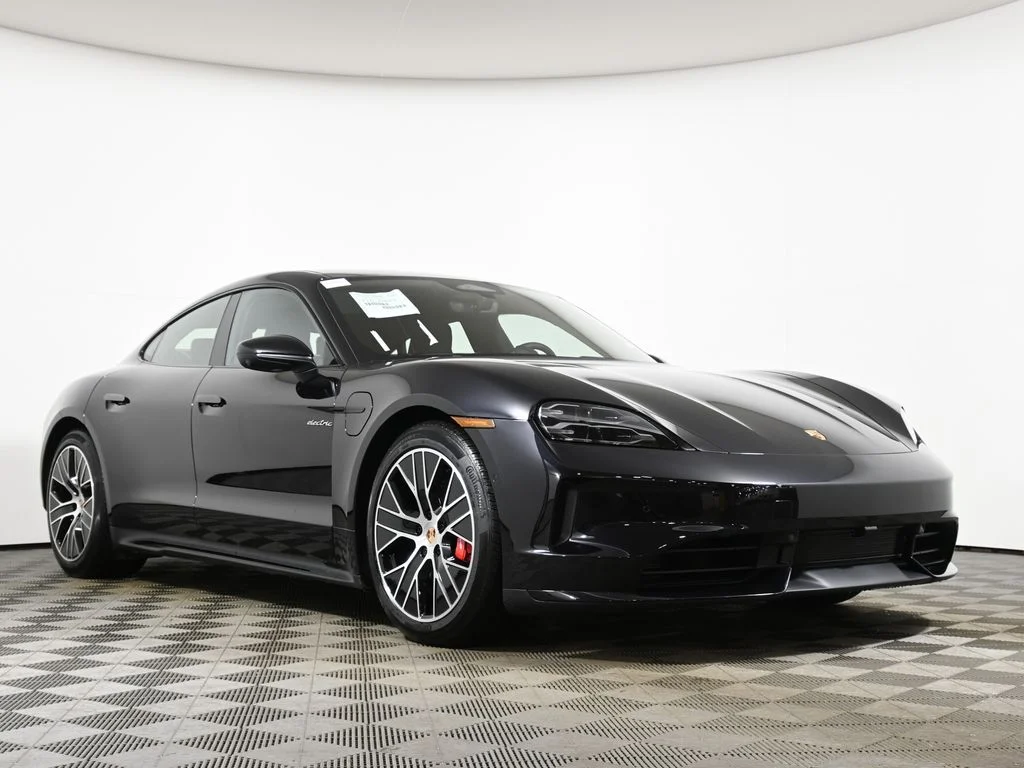 New 2026 Black Porsche 4S image 9