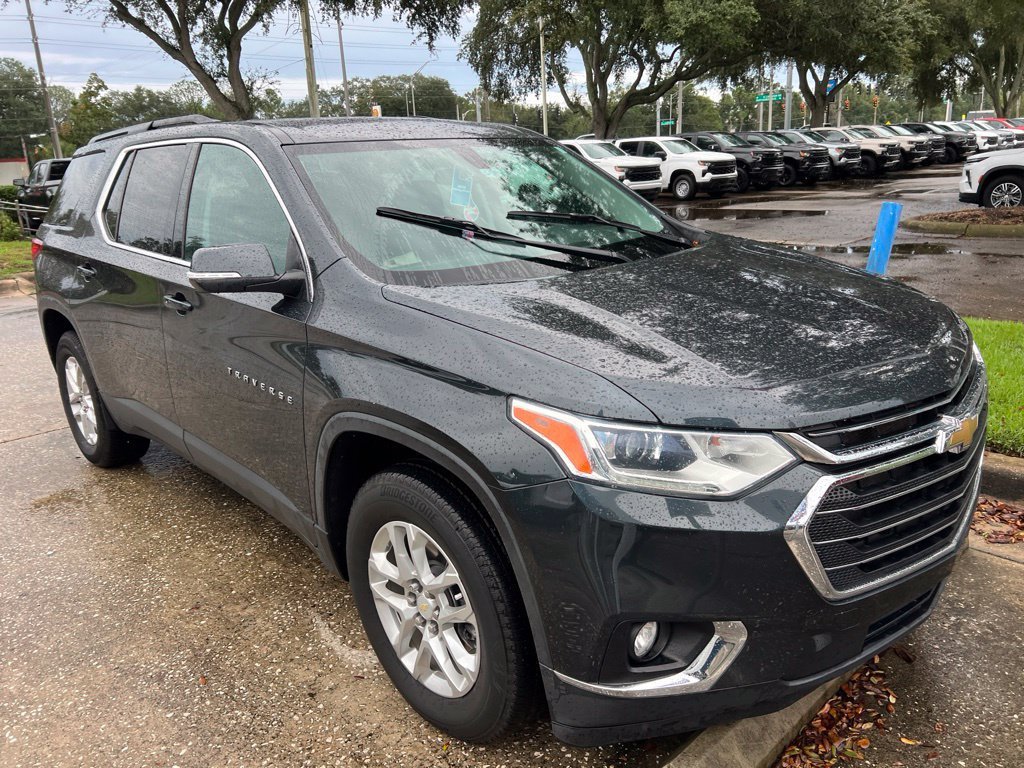 Used 2021 GRAPHITE METALLIC Chevrolet LT Cloth image 2