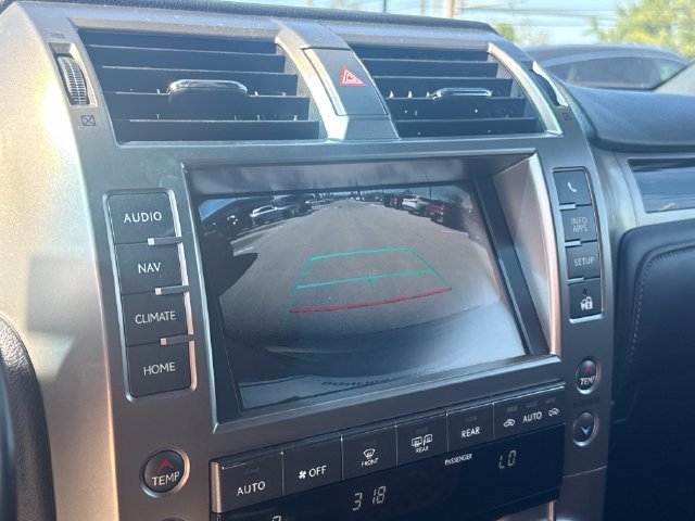 Used 2020 Black Lexus 460 image 20