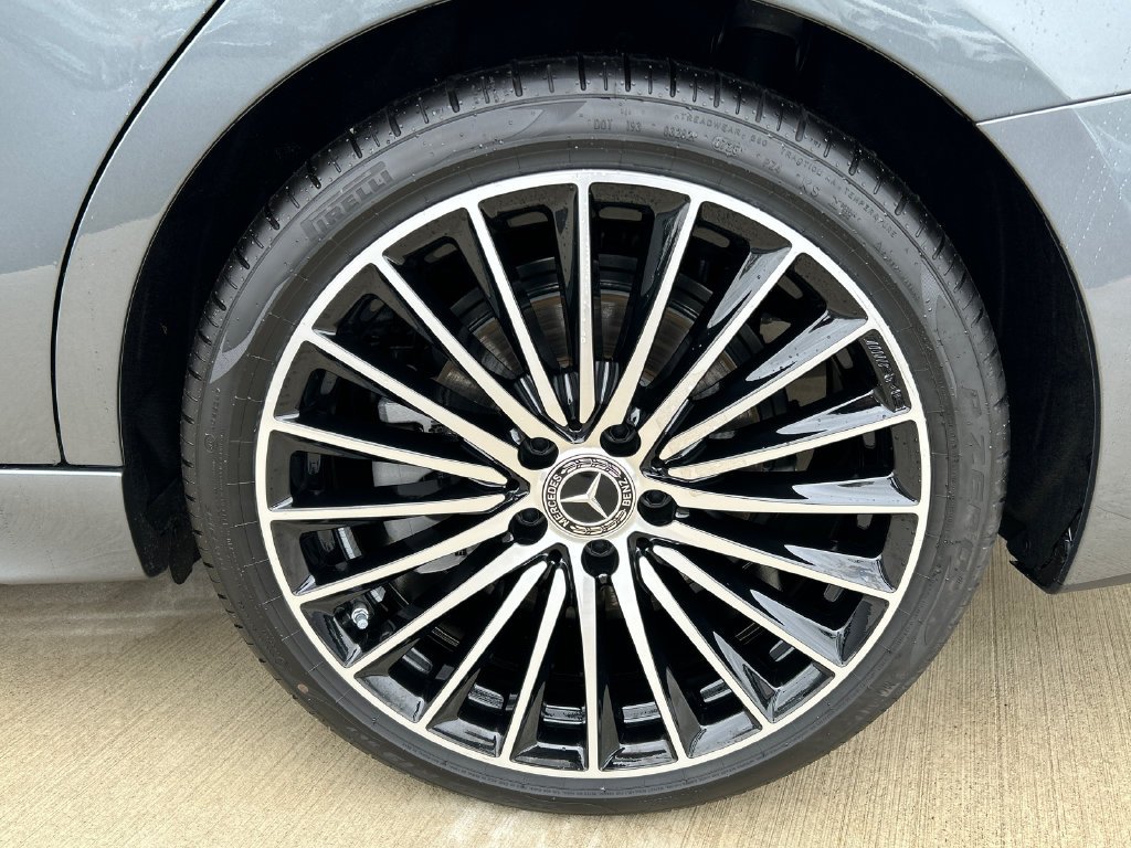 New 2026 Selenite Grey Metallic Mercedes-Benz C 300 image 34