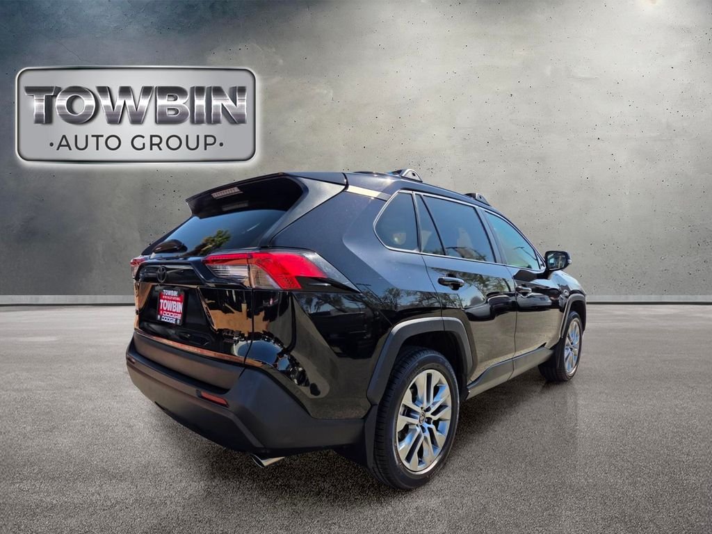 Used 2024 Black Toyota XLE Premium image 4