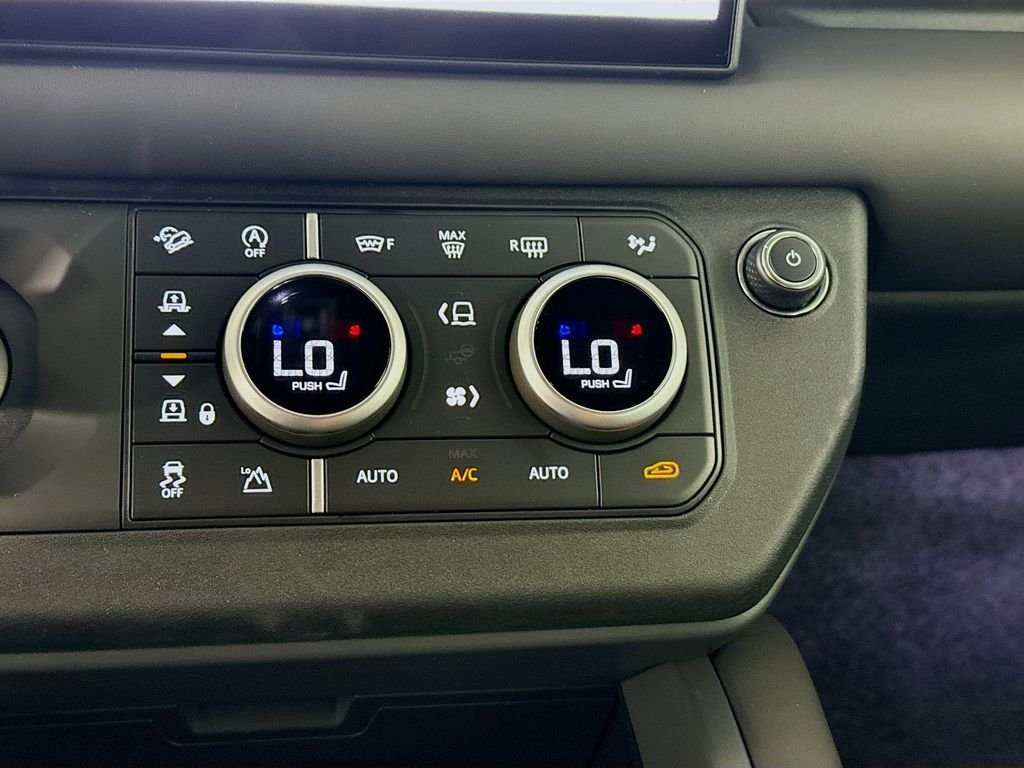 New 2025 Carpathian Grey Land Rover S image 15