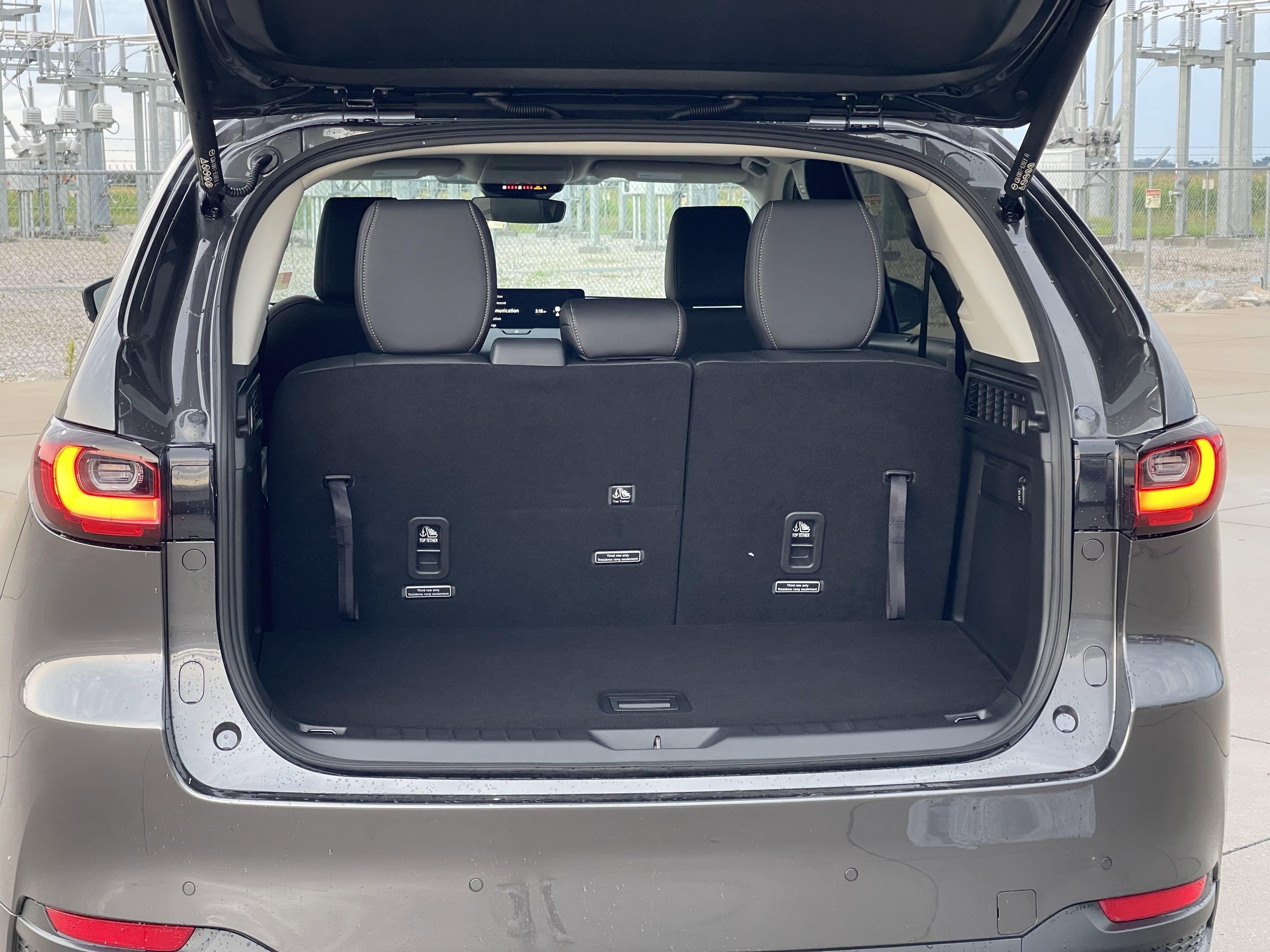 2025 Mazda CX-90 Preferred Package - Photo 16