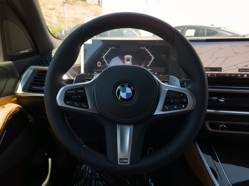 New 2026 Mineral White Metallic BMW sDrive40i image 15