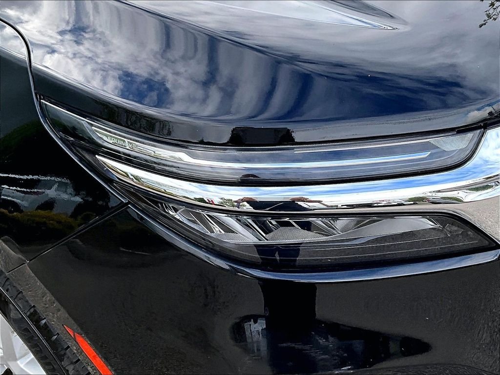 Used 2023 Black Chevrolet LT image 30