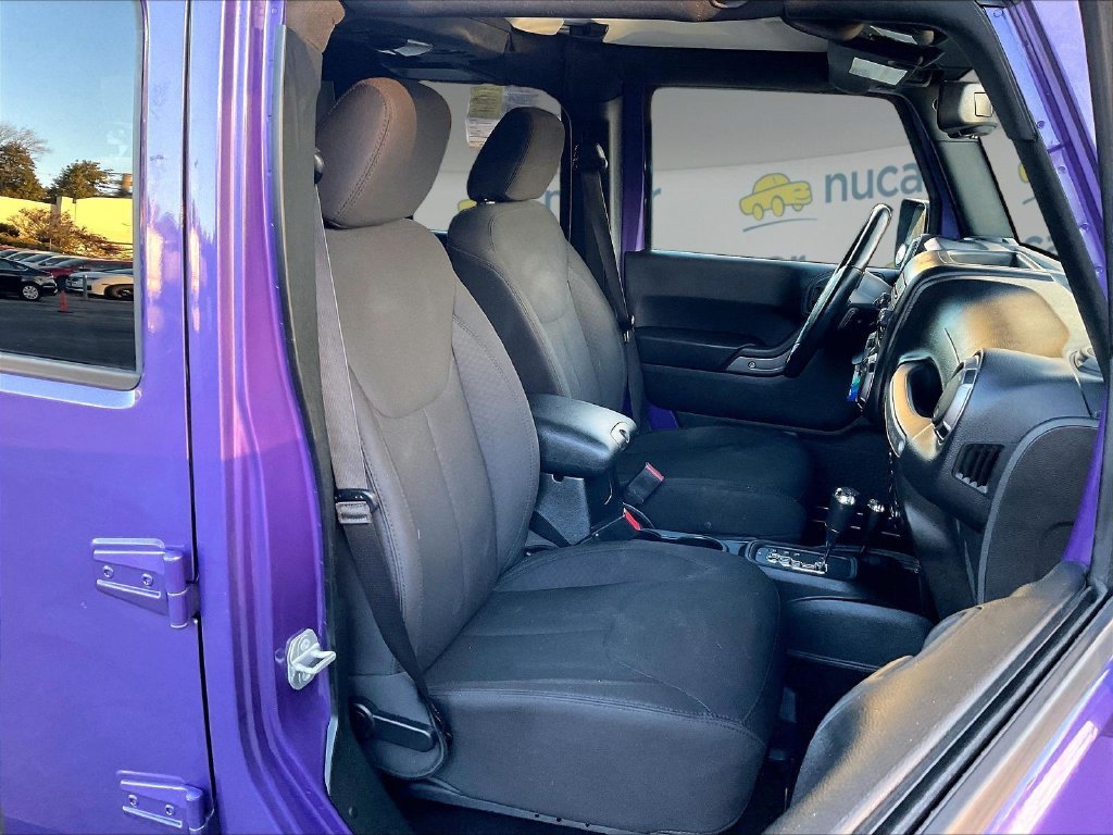 Used 2018 Xtreme Purple Pearlcoat Jeep Unlimited Sport image 11