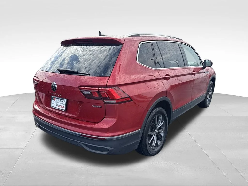 Used 2022 Red Volkswagen 2.0T SE image 3