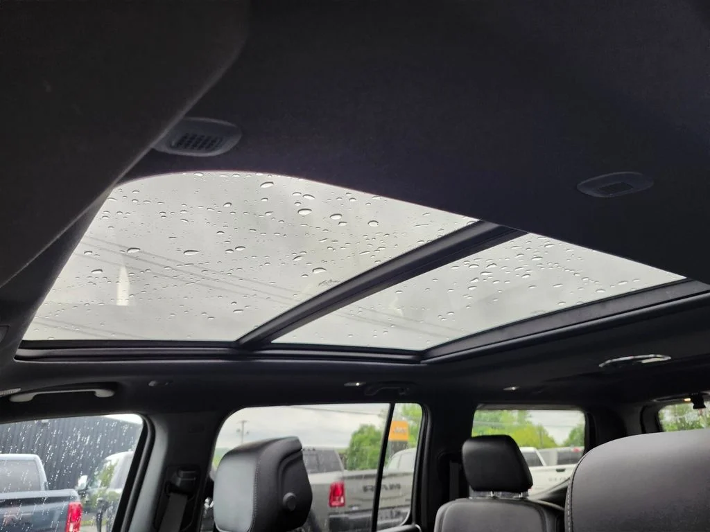 New 2026 Baltic-Gray Metallic Clear-Coat Exterior Paint Jeep Limited Altitude image 22