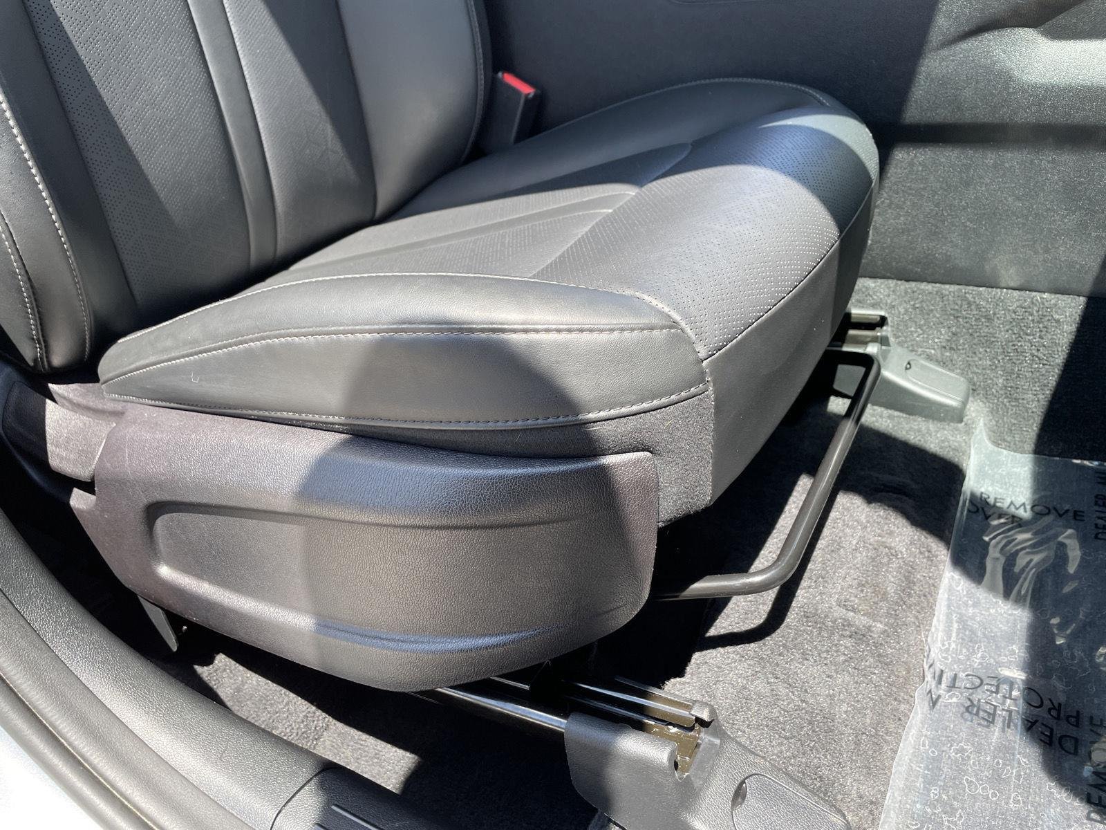 Used 2022 Everlasting Silver Kia X-Line S image 19