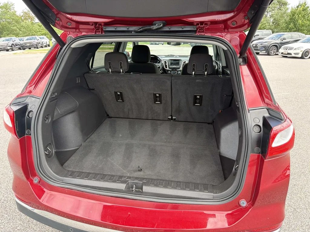 Used 2019 Red Chevrolet LT image 29