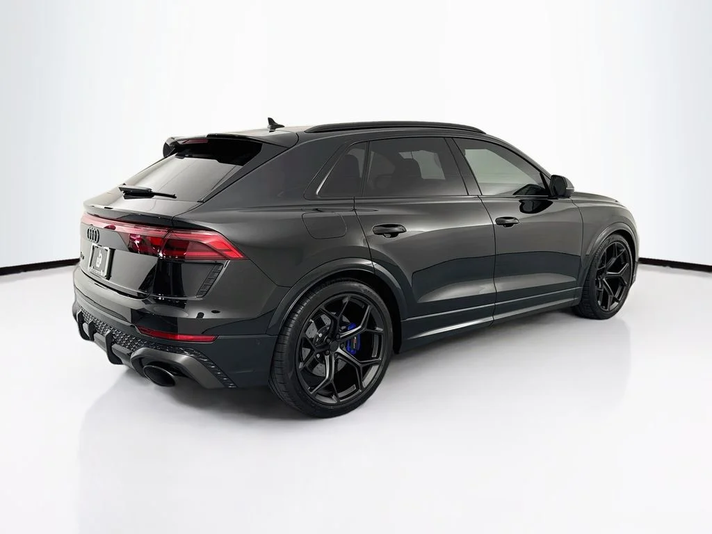 Used 2026 Black Audi 4.0T image 5
