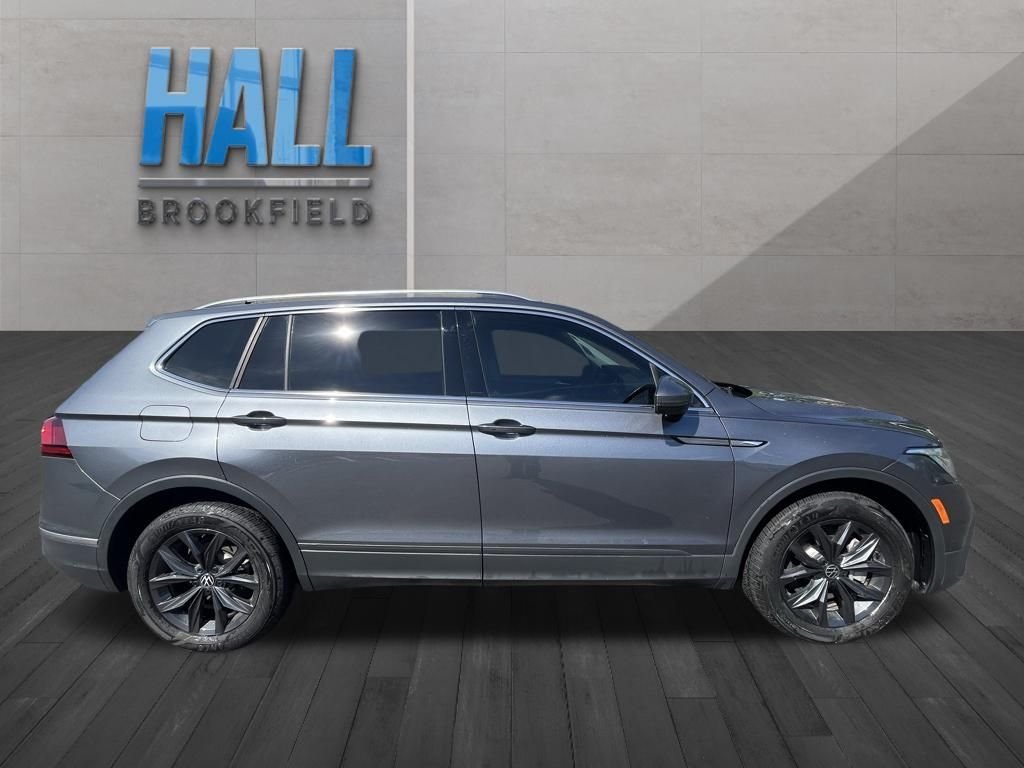 Used 2024 Gray Volkswagen 2.0T SE image 7