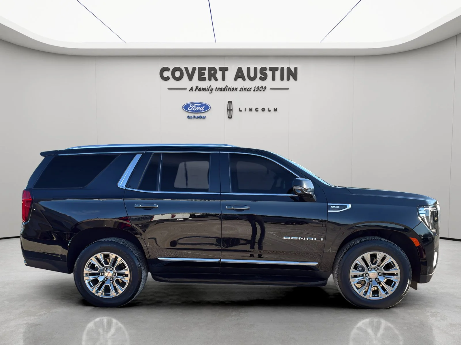 Used 2022 Black GMC Denali image 6